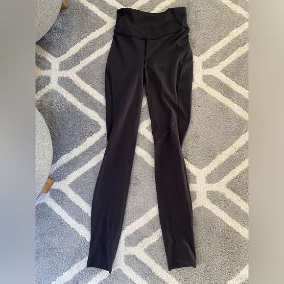 barley worn before lululemon size 2 28” wunder train leggings - Picture 1 of 4